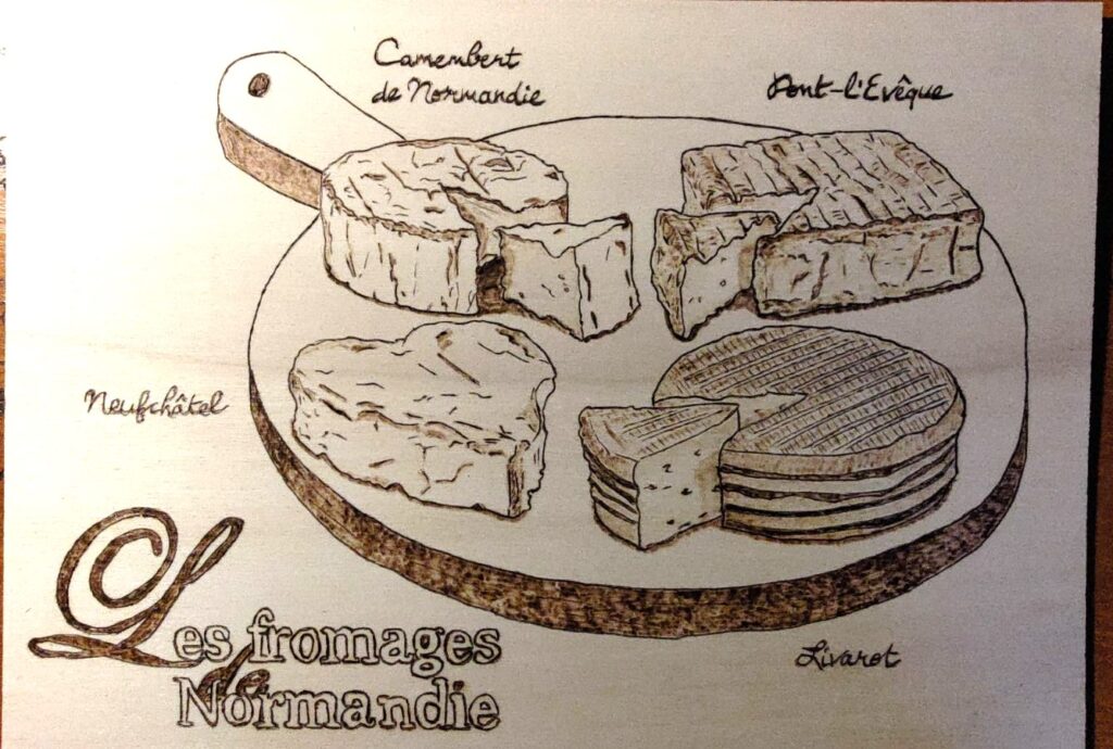 Planche portrait A4, pyrogravure des fromages normandes AOP